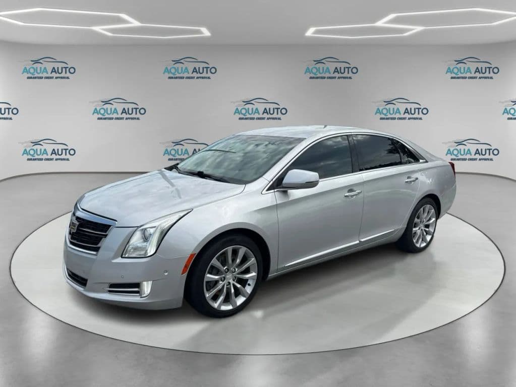 Cadillac XTS Luxury Collection Sedan 4D